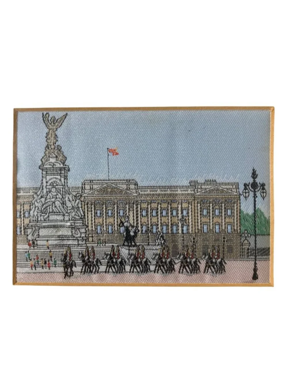 Vintage Framed London Landmarks Detailed Woven Textiles Or Jacquard